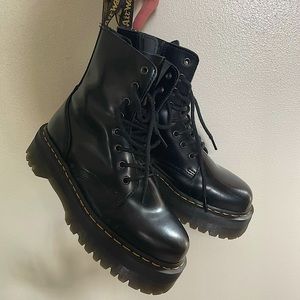 Doc Marten Jadon Boots